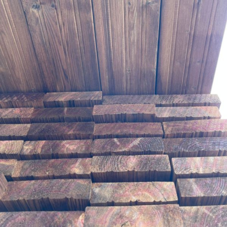 Terassilauta 28×120 mm talouslaadun painekyllästetty ruskea sileä/uritettu