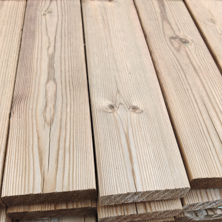 Terassilauta 28×98 mm talouslaadun painekyllästetty ruskea sileä/sileä